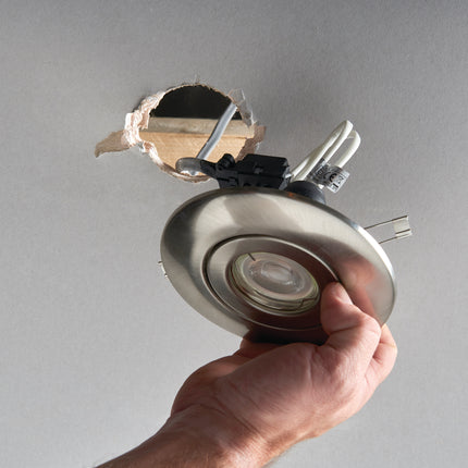 Large Bezel Retrofit Conversion Downlight, GU10 50W – Brushed Chrome
