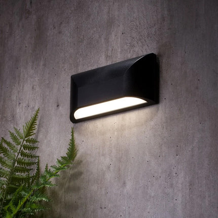 Outdoor Curved Down Wall Light – 5W LED, 4000K Neutral White, IP55, Black