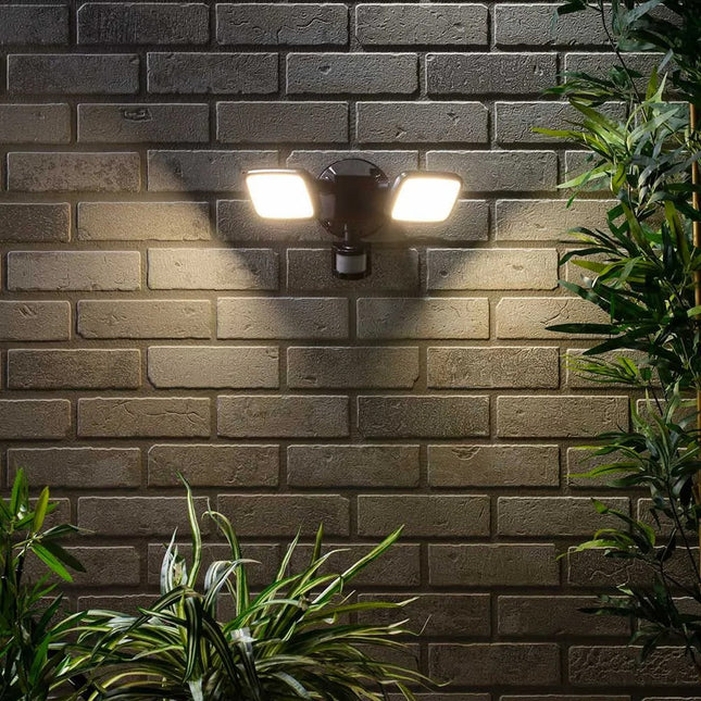 Lynn LED Outdoor Twin Wall Spot Flood Light with PIR Sensor – 10W, 1250lm, IP65, Black