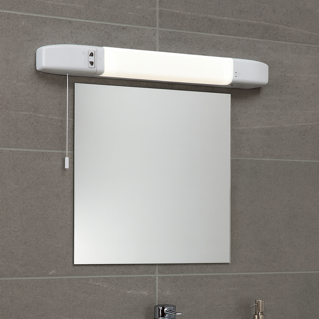 7W LED Dual Voltage Shaver Light – Neutral White 4000K, White Finish
